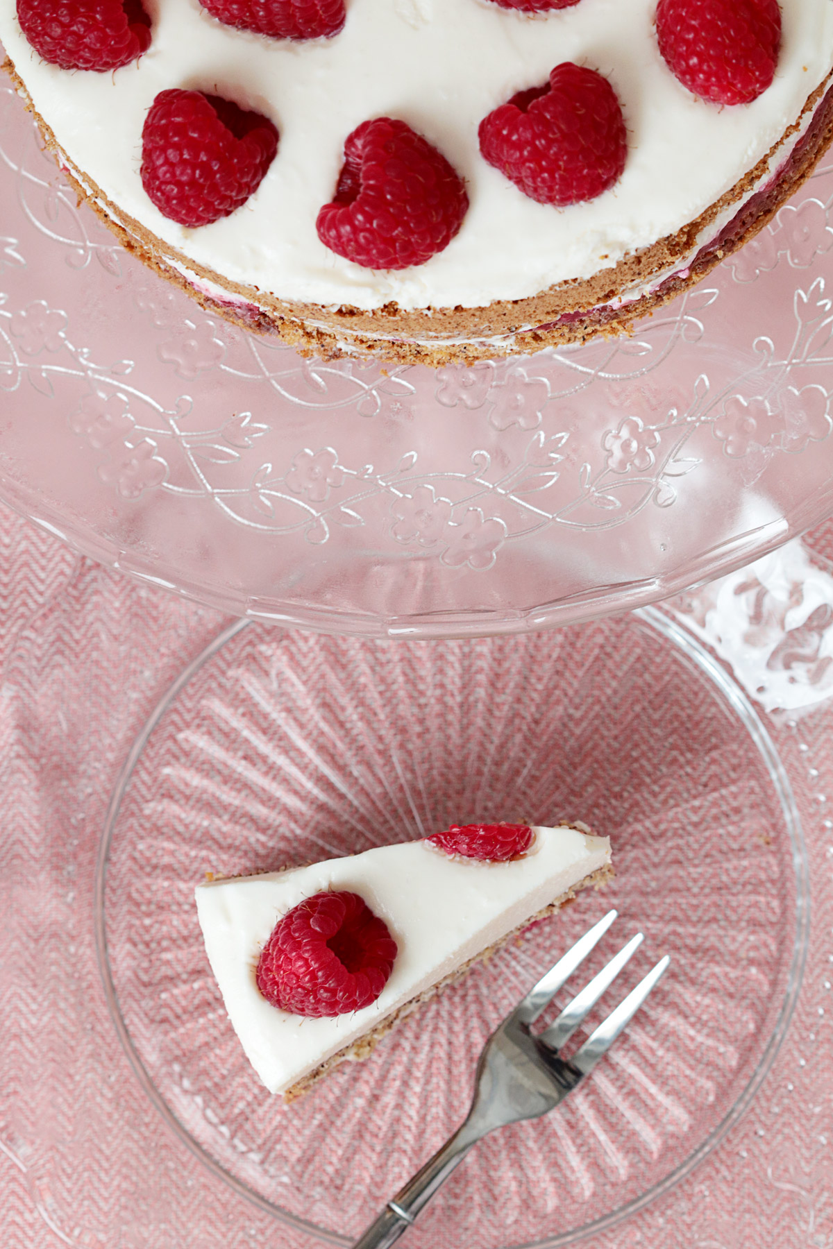 himbeer_haselnuss_torte_oben