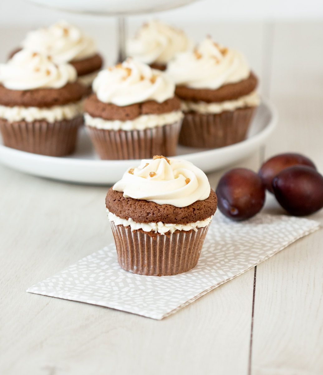 marzipancupcakes2